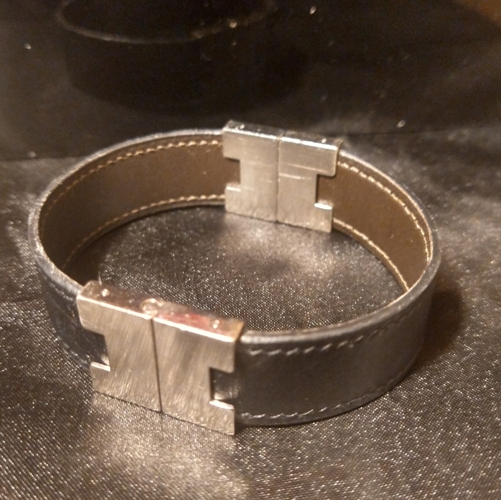 Vintage Hermes reversible leather slide bracelet - Picture 5 of 10